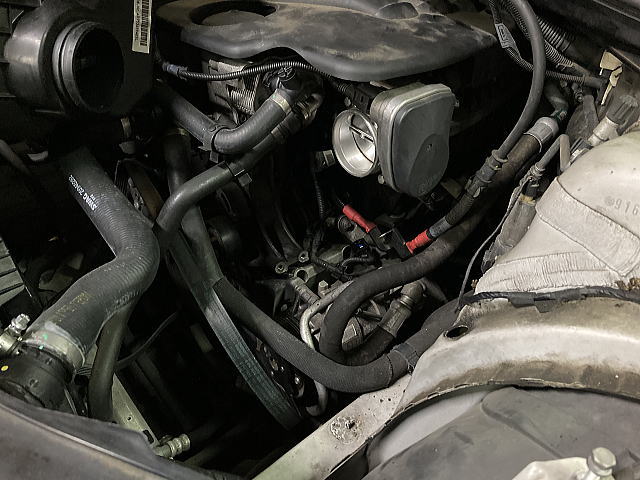 �T�C�h�V���̔��h���C������