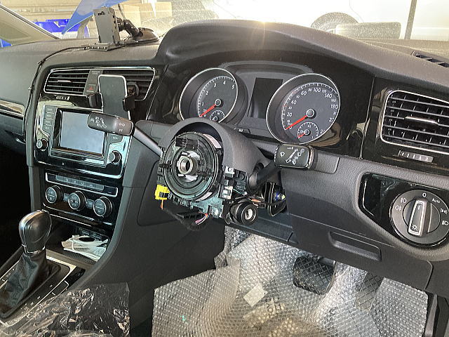 �z���_�r�[�g�̃T�C�h�V�����}�X�L���O