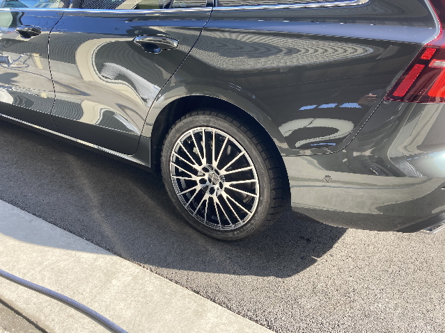 �z�C�[������